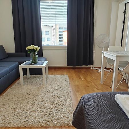 Lovely Northern Apartment, Parking Oulu Buitenkant foto